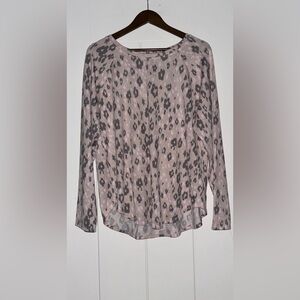 Cuddl Duds Leopard‎ Print Long Sleeve Pajama Top Pink Gray Soft Cozy Night Sleep